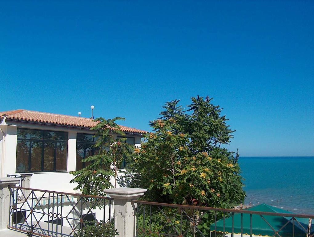Hotel Piccolo Paradiso Di Rodi Garganico Exteriör bild